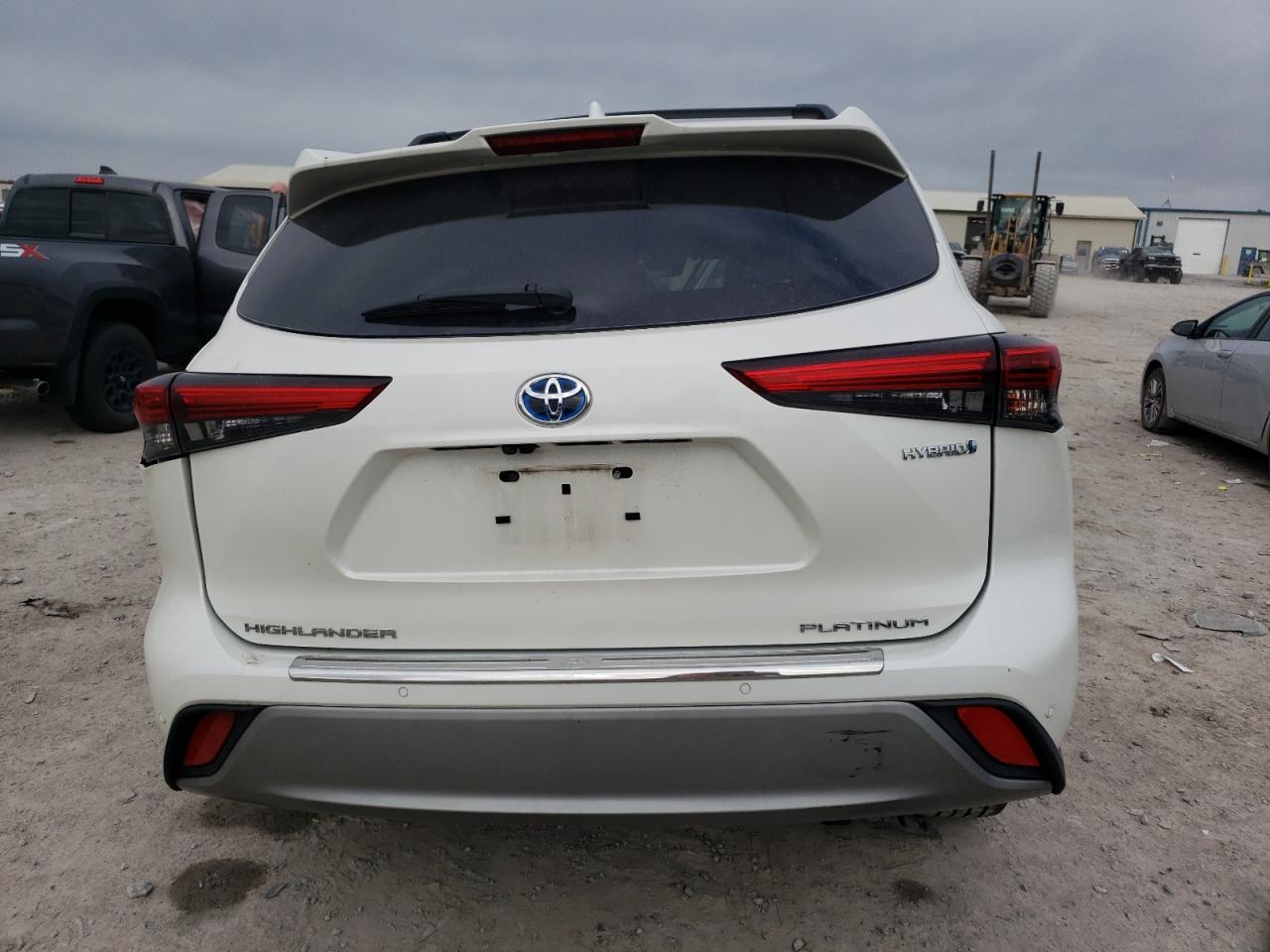 2021 Toyota Highlander VIN 5TDEBRCH6MS025249 Copart auction photo, front end / side damage thumbnail 6