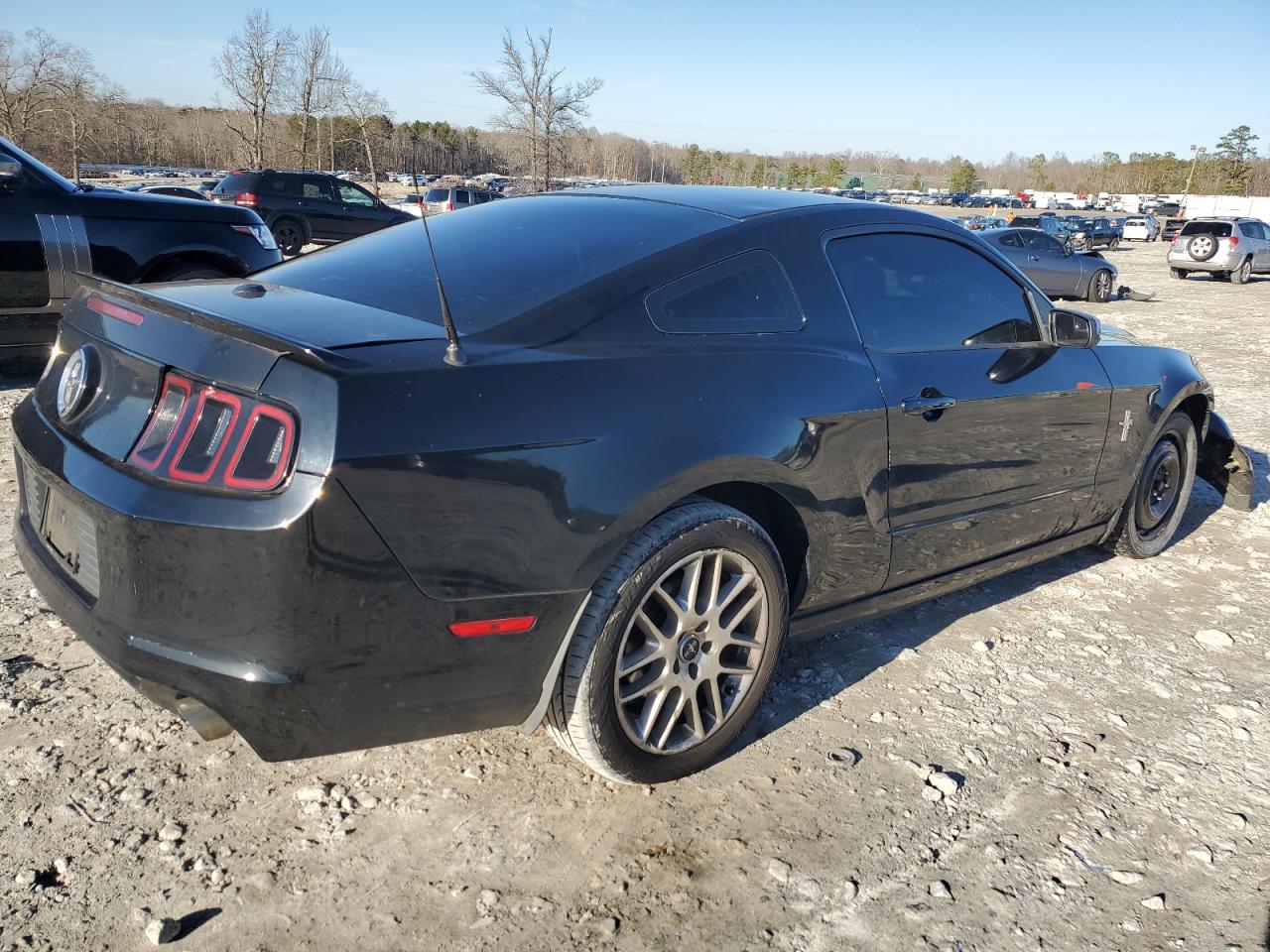 2014 Ford Mustang VIN 1ZVBP8AM8E5258424 Copart auction photo, front end damage thumbnail 3