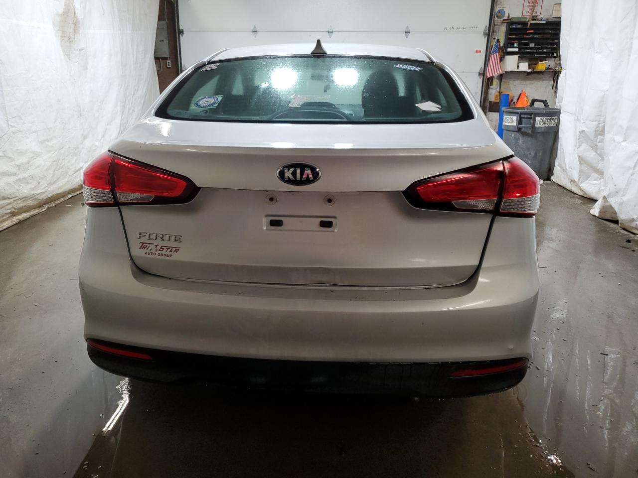 2017 KIA Forte VIN 3KPFK4A70HE045210 Copart auction photo, front end damage thumbnail 6