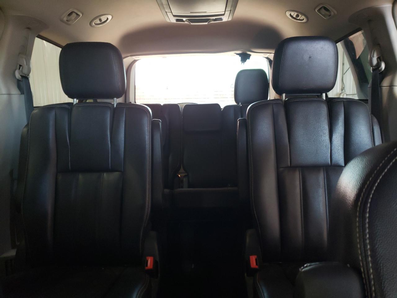 2013 Chrysler Town & Country VIN 2C4RC1BG7DR657405 Copart auction photo, normal wear damage thumbnail 10