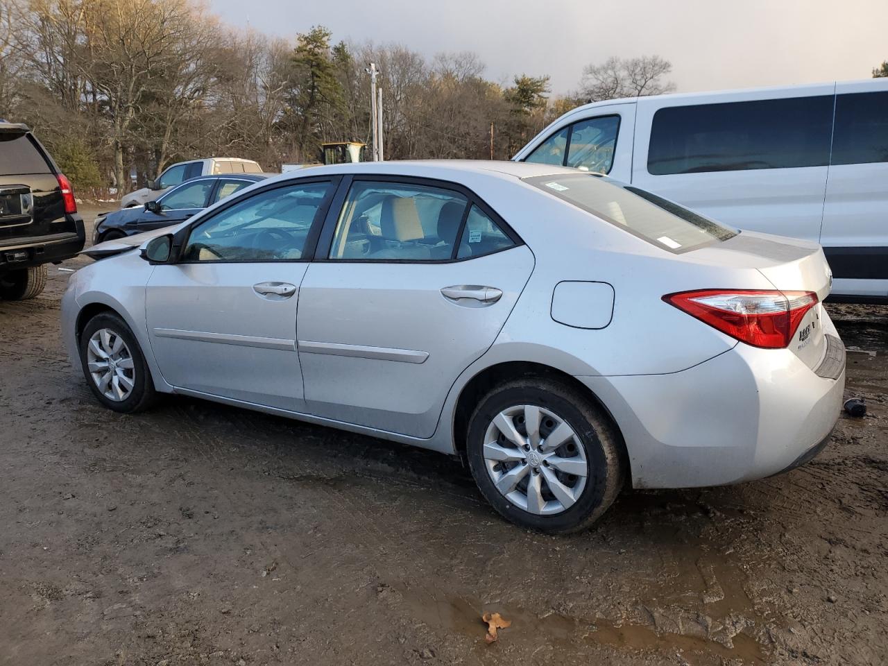 2014 Toyota Corolla VIN 5YFBURHE5EP121332 Copart auction photo, front end damage thumbnail 2