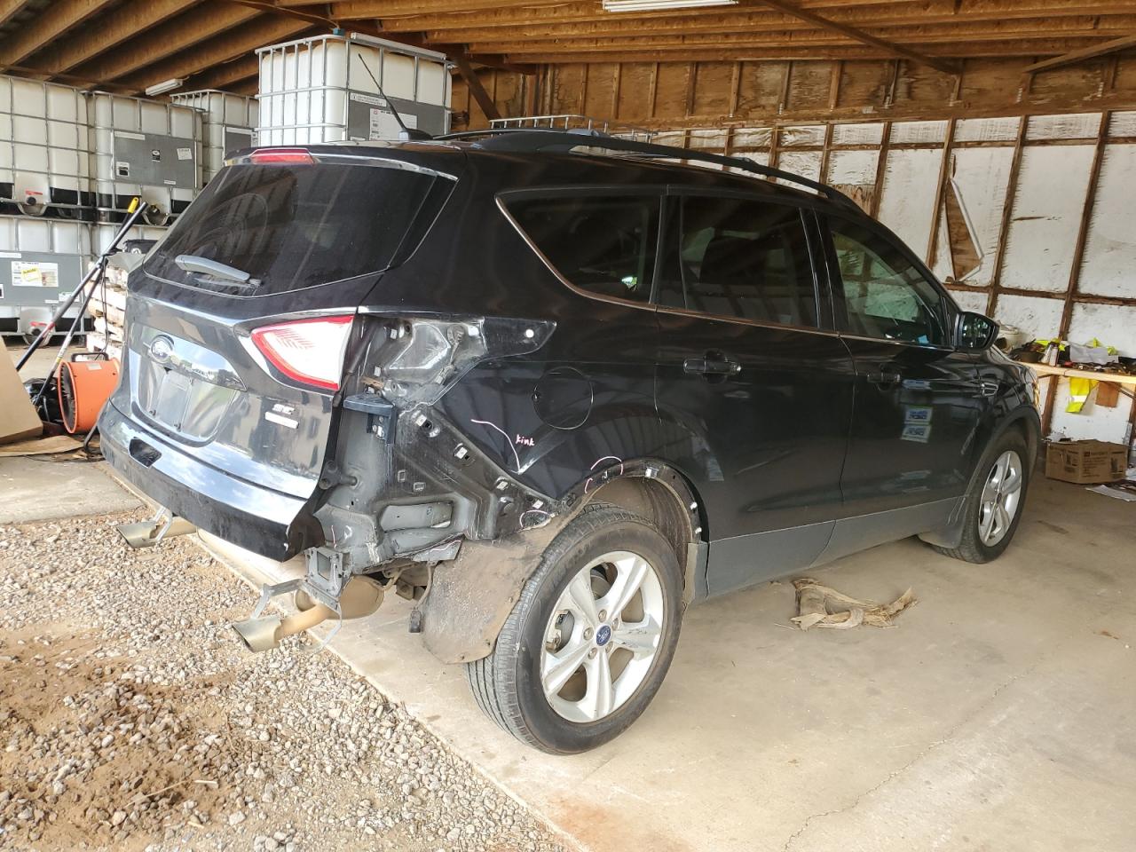 2015 Ford Escape VIN 1FMCU9GXXFUB63549 Copart auction photo, rear end damage thumbnail 3