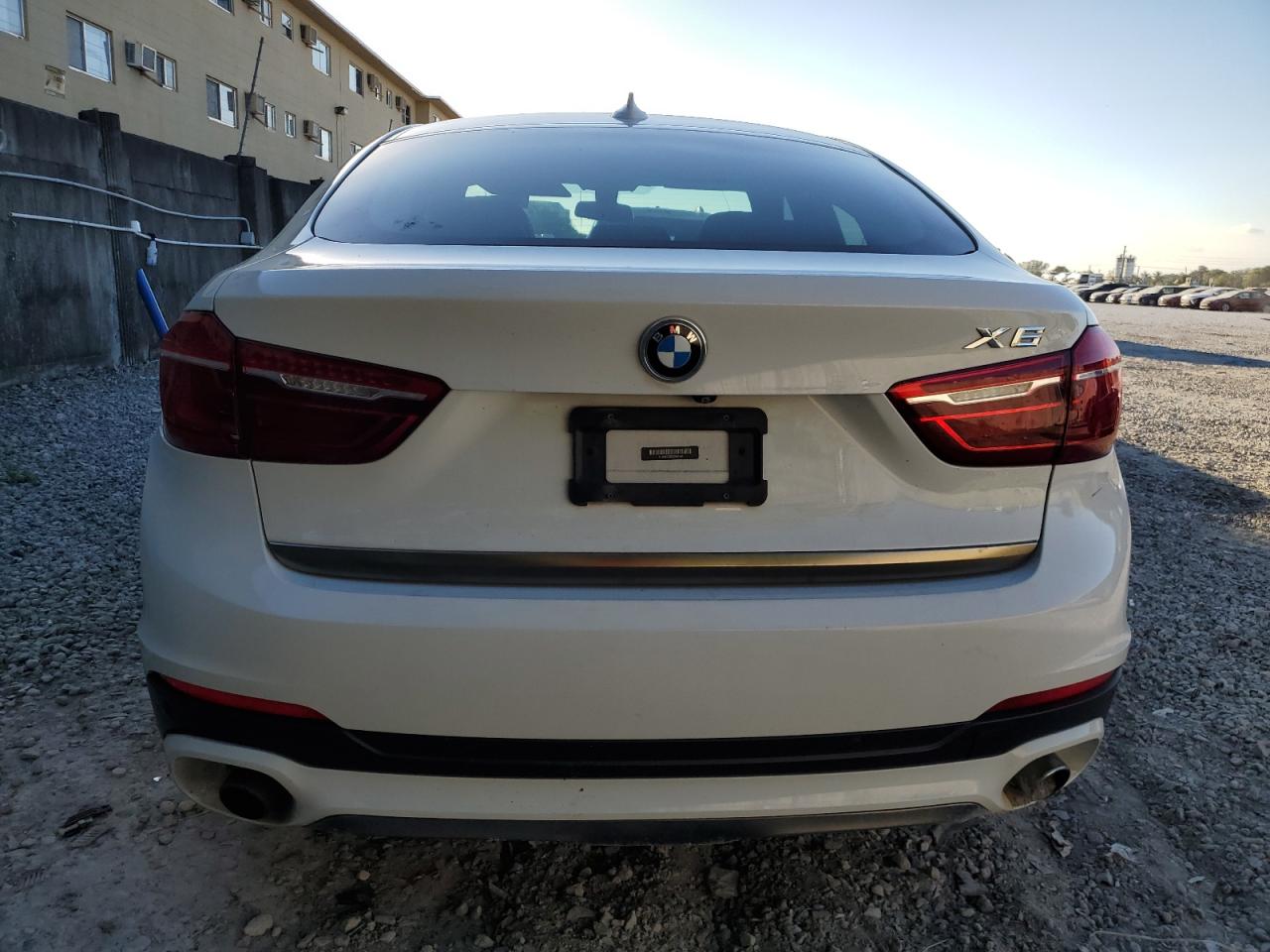 2016 BMW X6 VIN 5UXKU2C50G0N84165 Copart auction photo, side / front end damage thumbnail 6