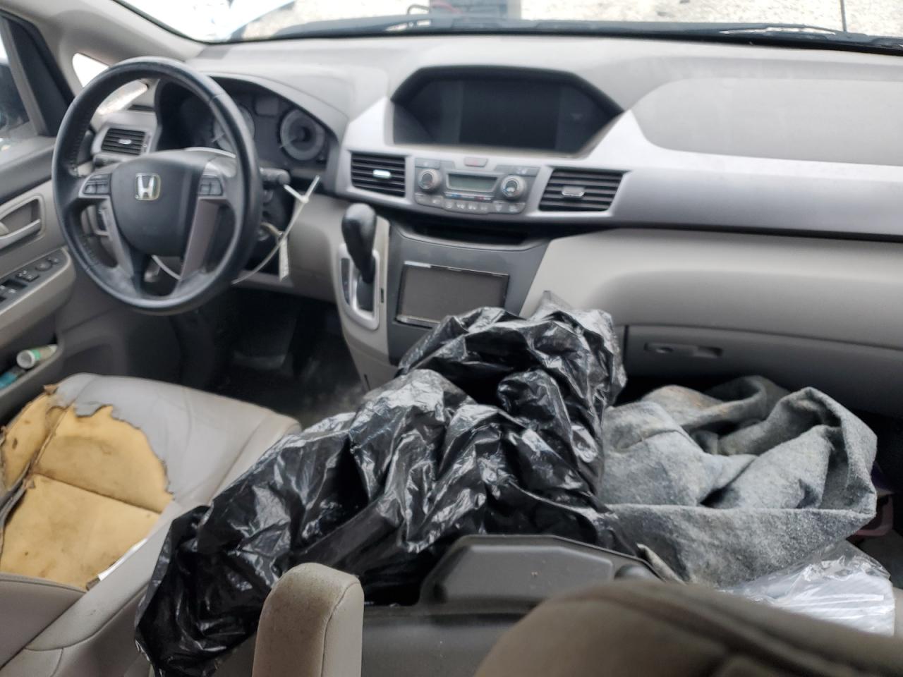 2013 Honda Odyssey VIN 5FNRL5H66DB036027 Copart auction photo, all over damage thumbnail 8