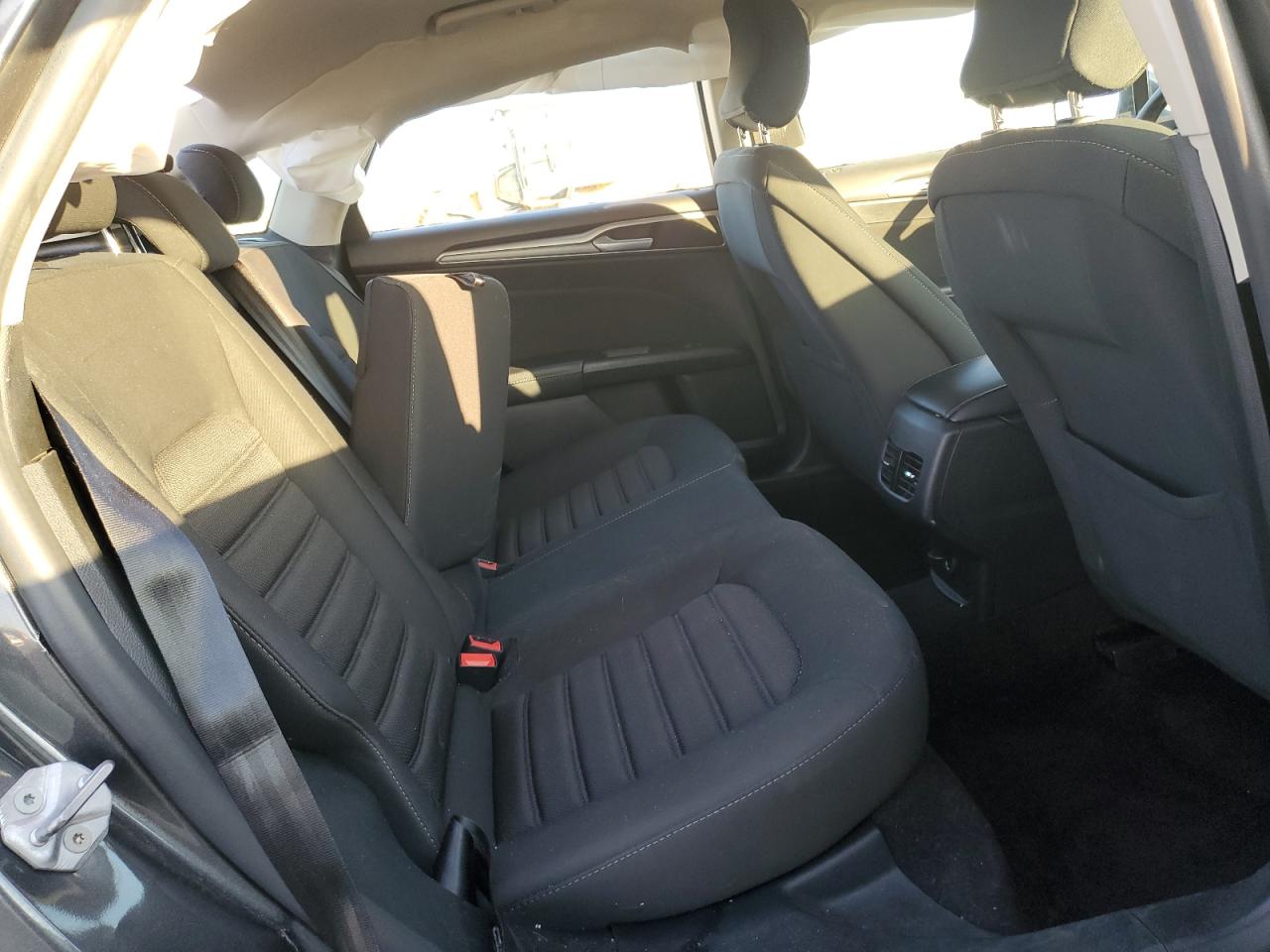 2019 Ford Fusion VIN 3FA6P0LU9KR115368 Copart auction photo, rear end damage thumbnail 10