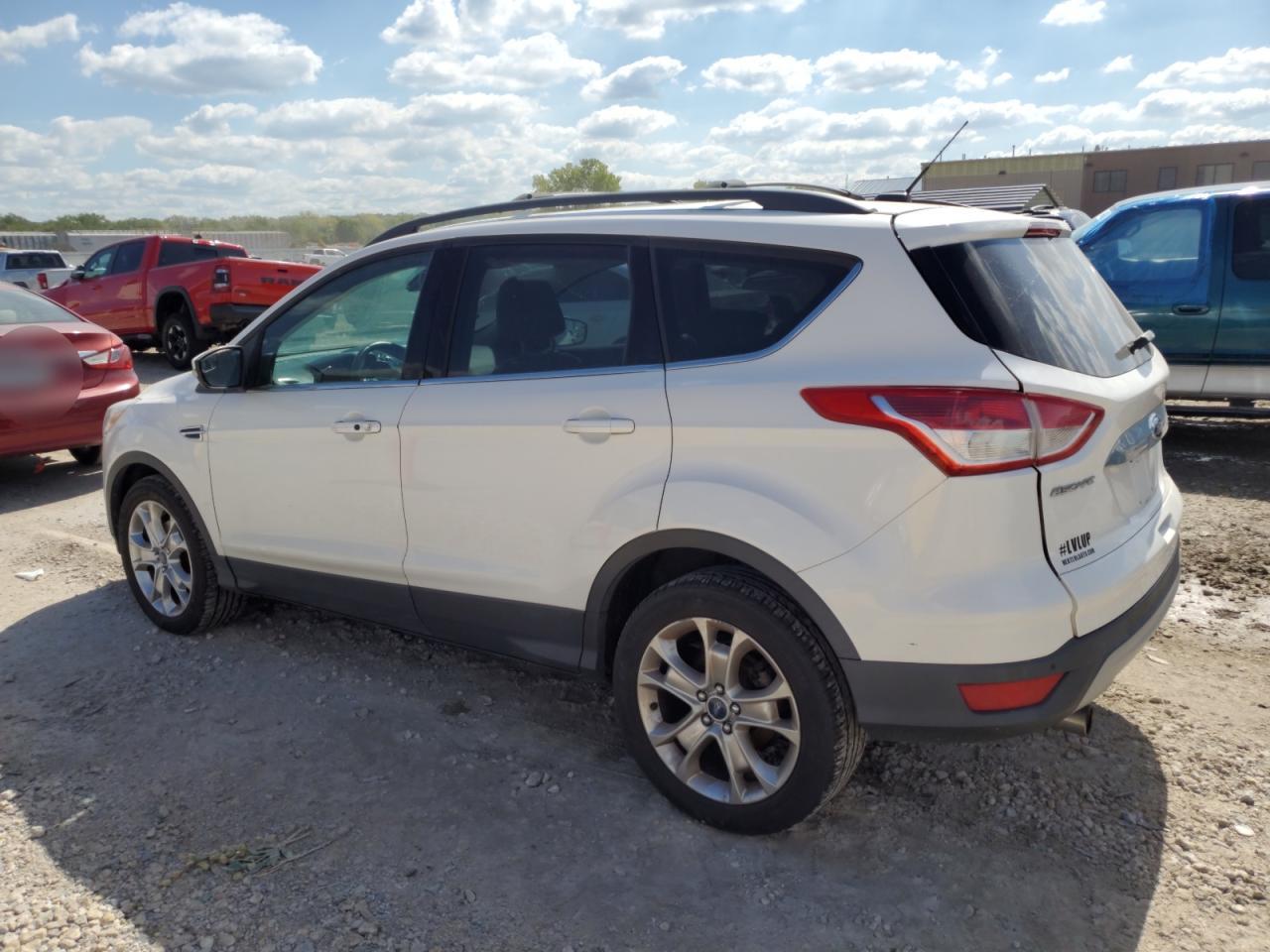 2013 Ford Escape VIN 1FMCU0HXXDUA16932 Copart auction photo, side damage thumbnail 2