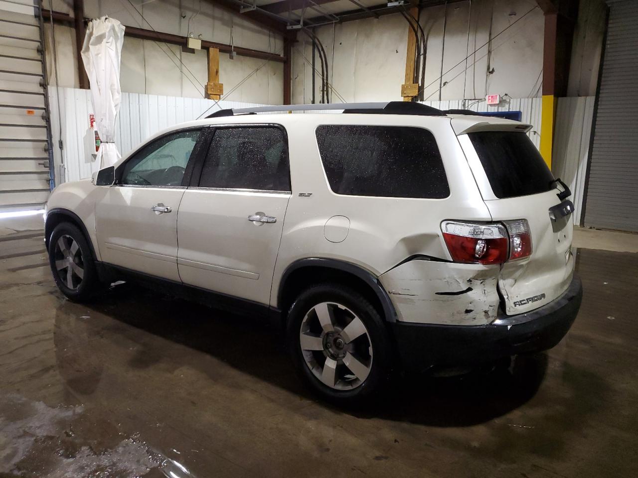 2011 GMC Acadia VIN 1GKKVREDXBJ313536 Copart auction photo, rear end / side damage thumbnail 2