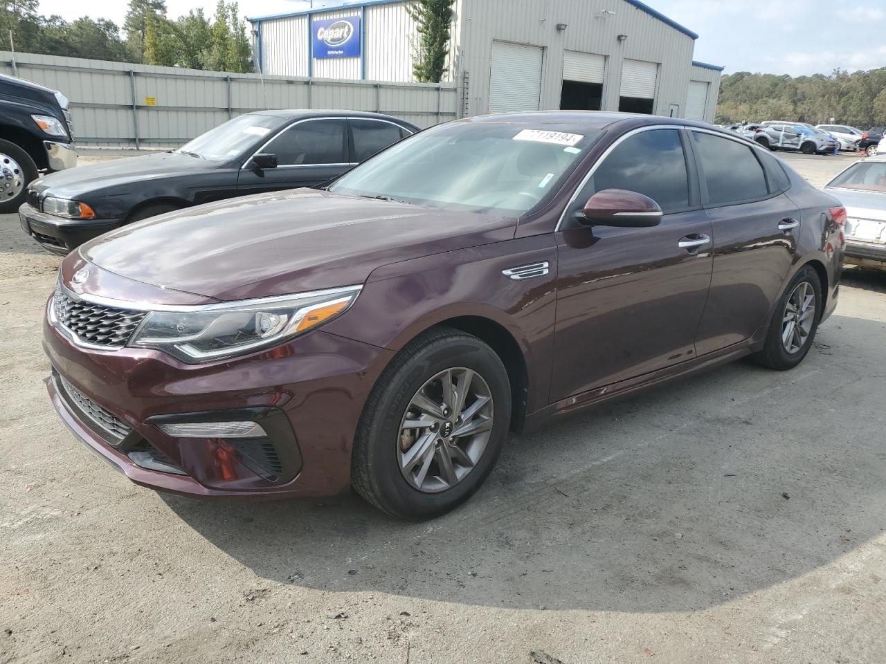 2019 KIA Optima VIN 5XXGT4L33KG339386