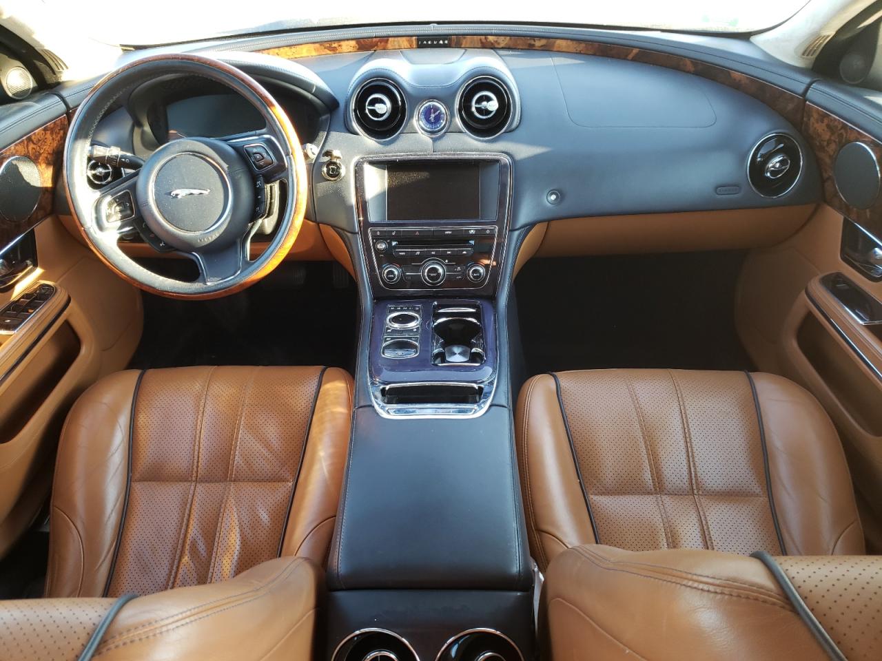 2012 Jaguar XJ VIN SAJWA2GBXCLV32970 Copart auction photo, front end / rear end damage thumbnail 8