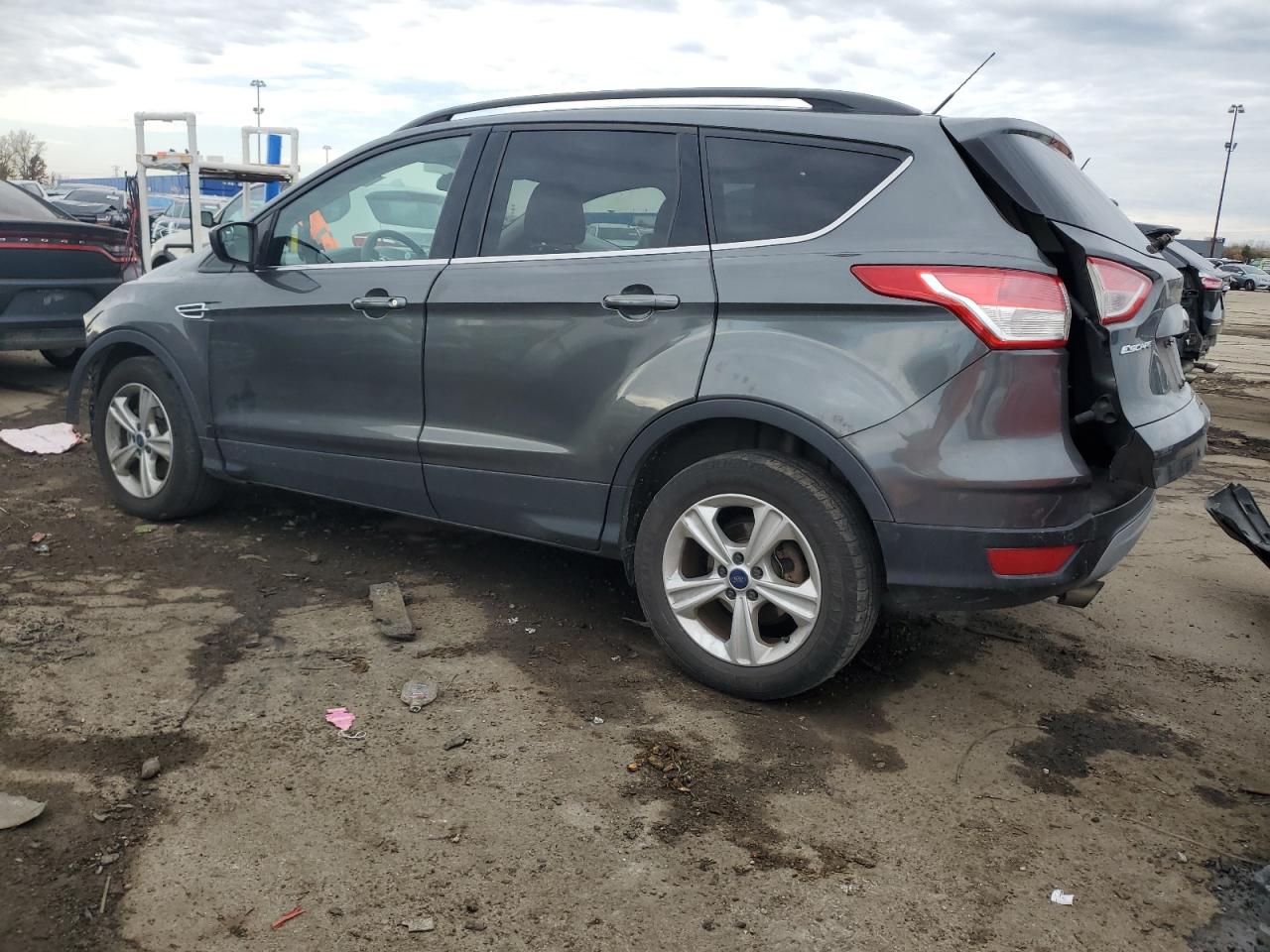 2016 Ford Escape VIN 1FMCU9GX3GUB87113 Copart auction photo, front end damage thumbnail 2