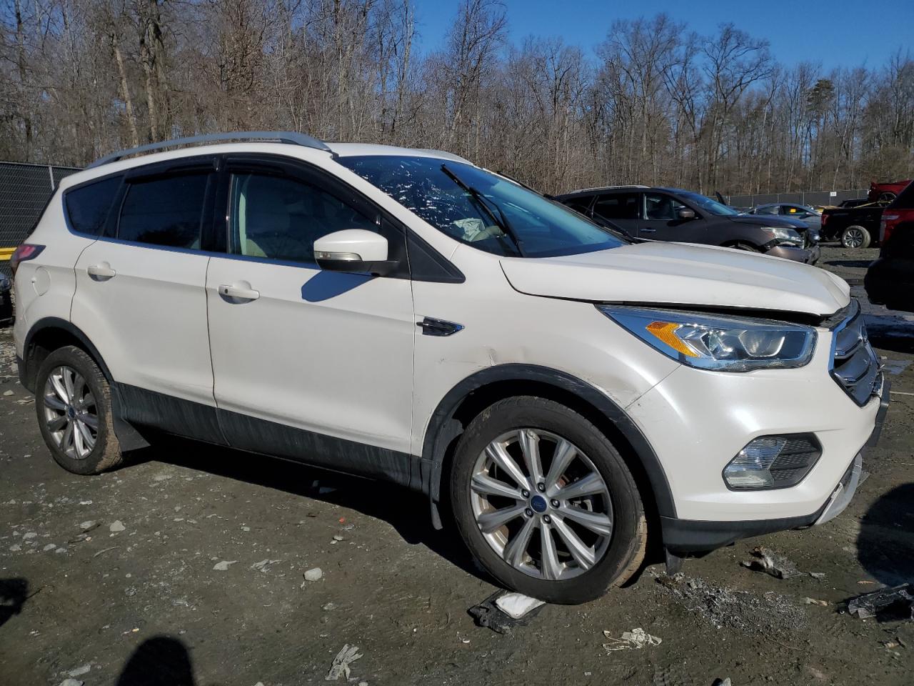 2017 Ford Escape VIN 1FMCU9J97HUB34149 Copart auction photo, front end / mechanical damage thumbnail 4
