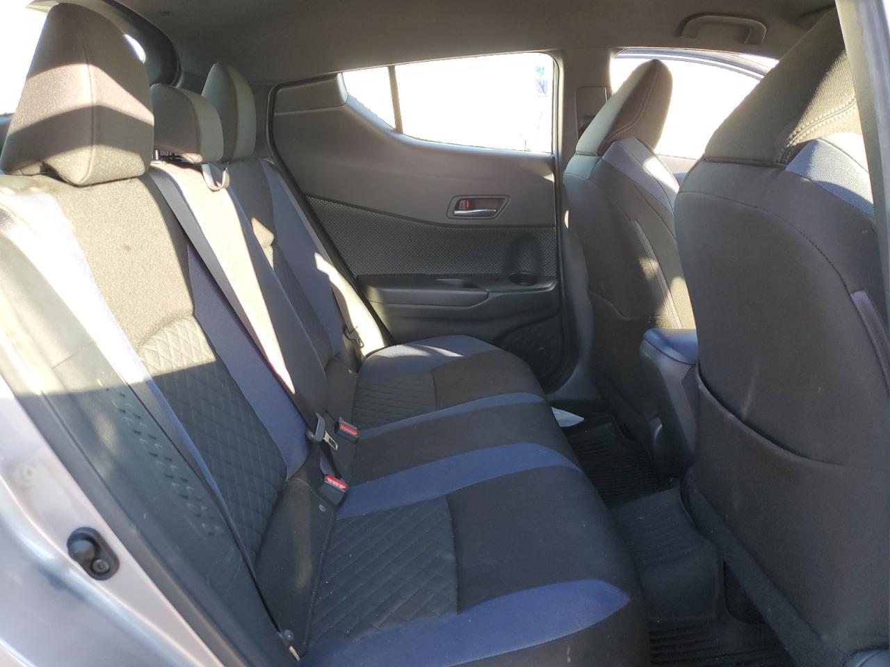 2020 Toyota C-HR VIN JTNKHMBX5L1084944 Copart auction photo, side / minor dent/scratches damage thumbnail 11