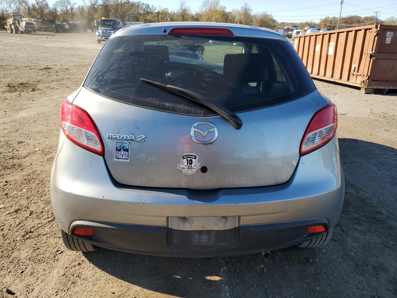 2013 Mazda 2 VIN JM1DE1KZXD0155181 Copart auction photo, front end / side damage thumbnail 6