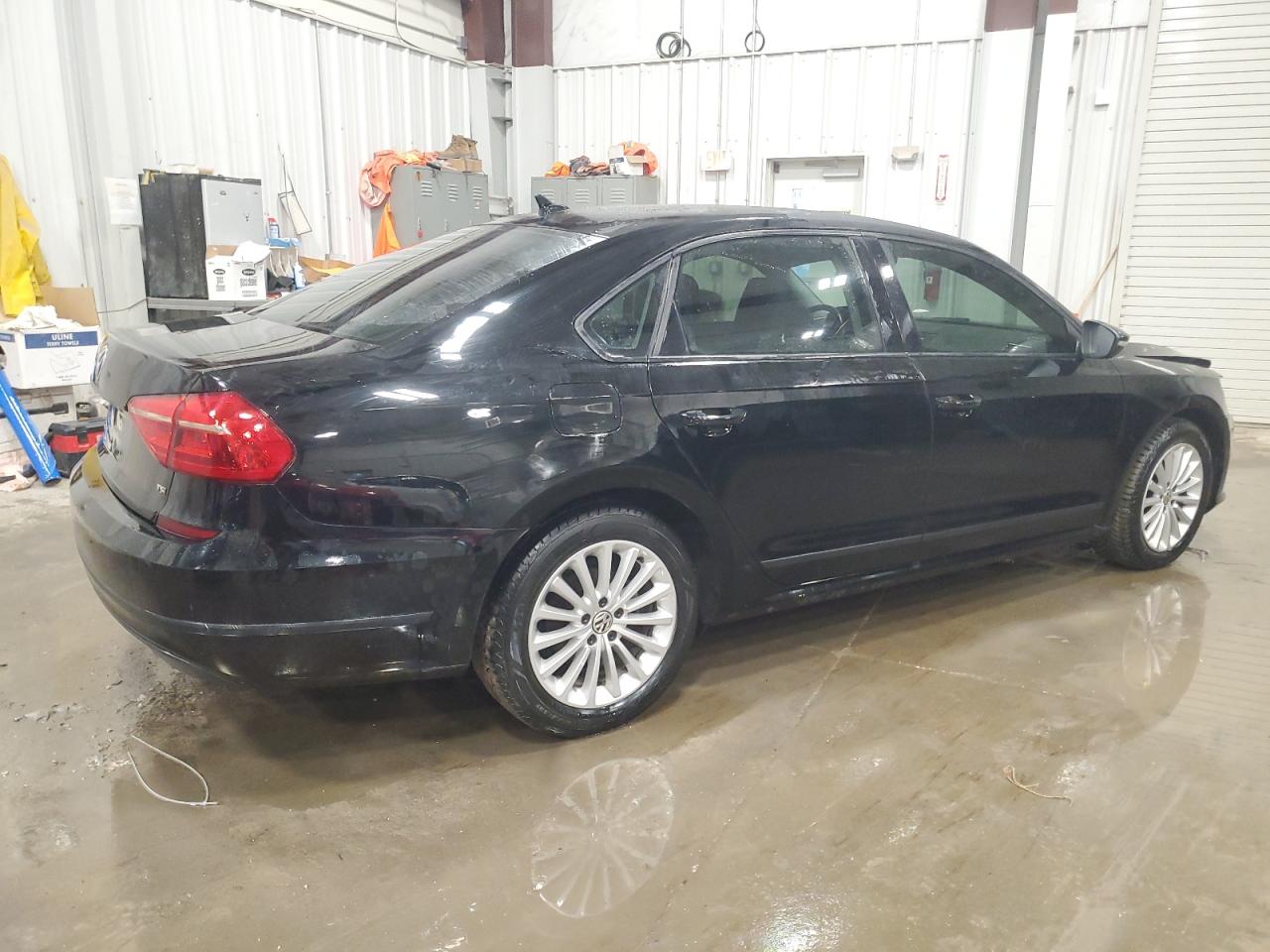 2016 Volkswagen Passat VIN 1VWBT7A38GC056727 Copart auction photo, front end damage thumbnail 3