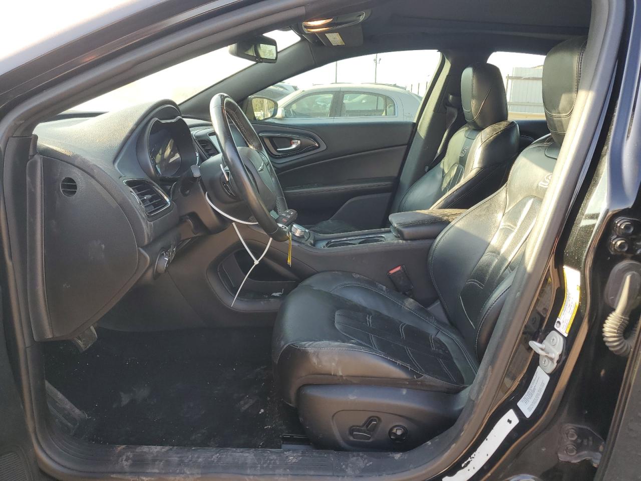 2016 Chrysler 200 VIN 1C3CCCBG1GN146800 Copart auction photo, front end / minor dent/scratches damage thumbnail 7