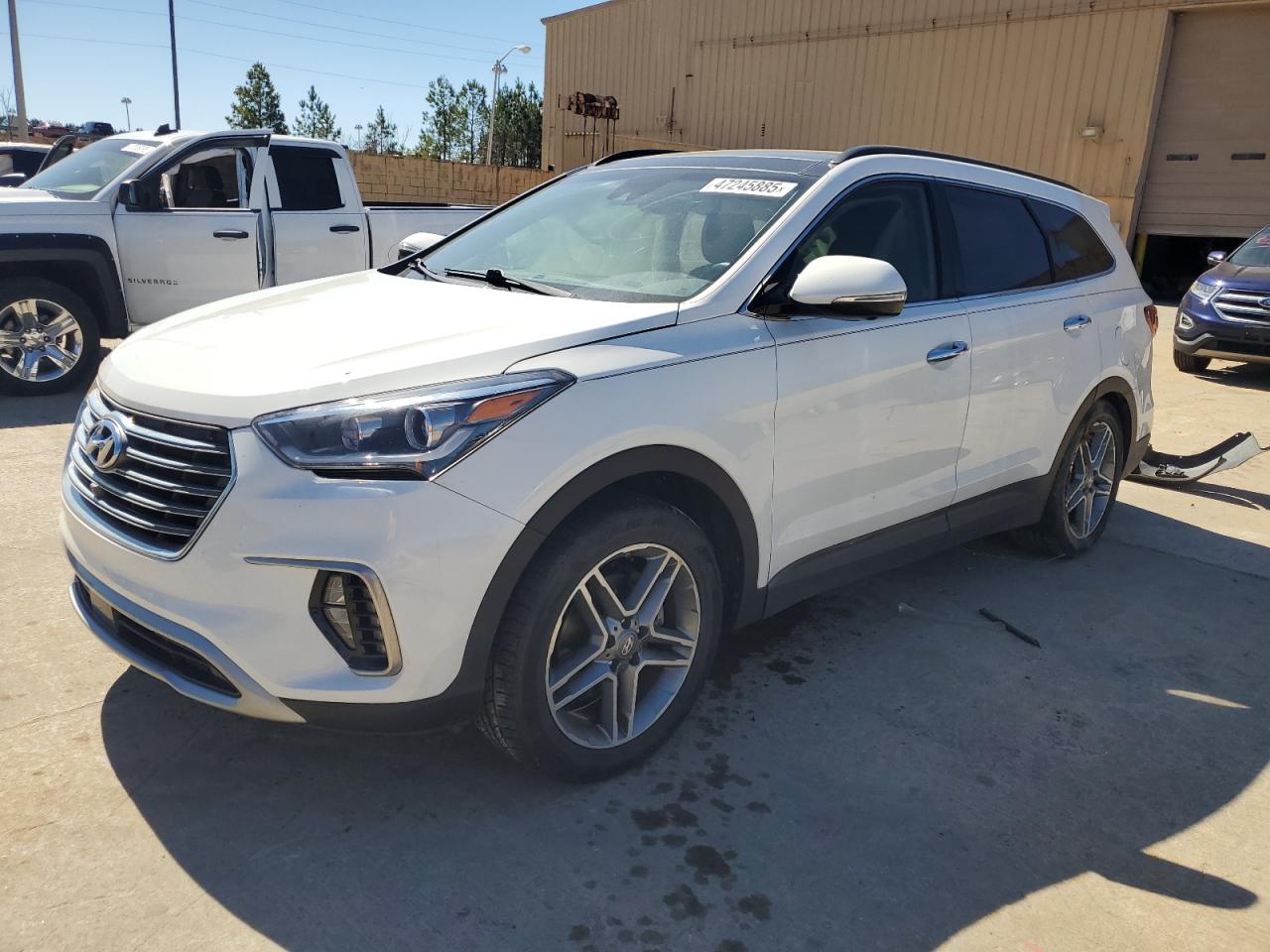 2017 Hyundai Santa Fe VIN KM8SR4HF4HU251683