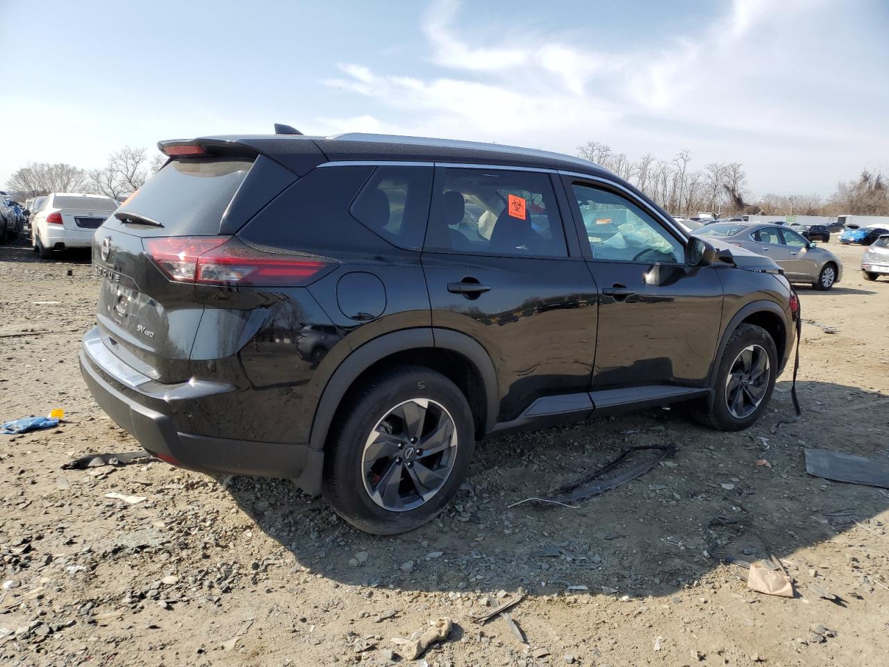 2024 Nissan Rogue VIN 5N1BT3BB1RC724528 Copart auction photo, front end / minor dent/scratches damage thumbnail 3