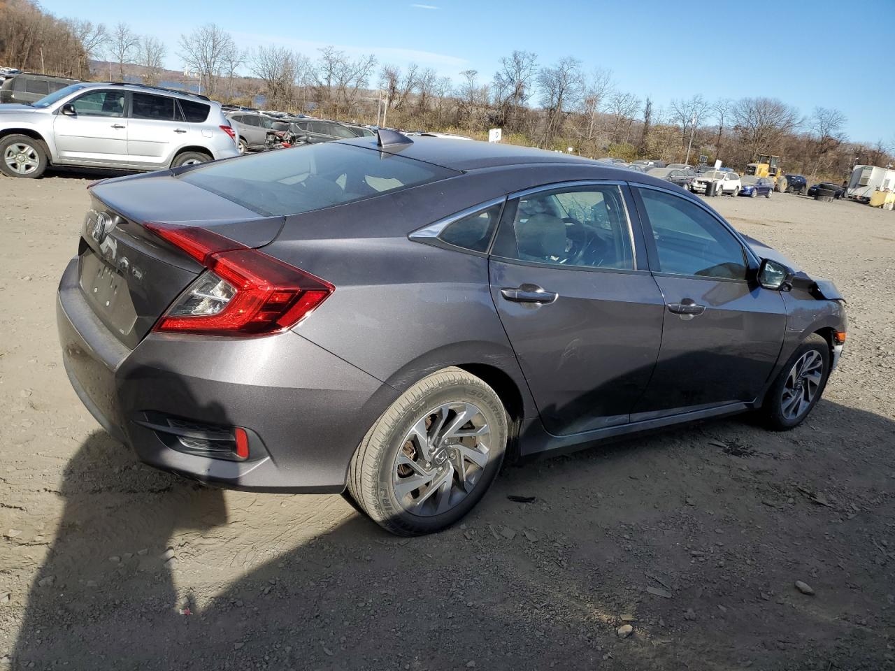 2018 Honda Civic VIN 2HGFC2F76JH577194 Copart auction photo, front end / side damage thumbnail 3