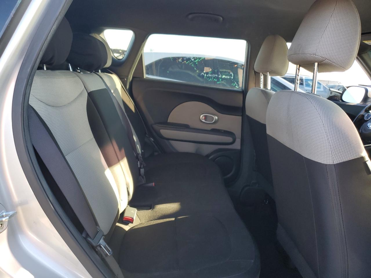 2018 KIA Soul VIN KNDJN2A23J7583416 Copart auction photo, minor dent/scratches damage thumbnail 10