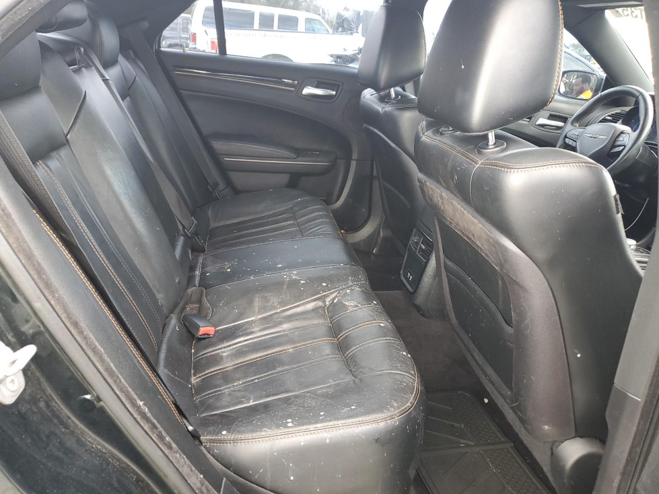2016 Chrysler 300 VIN 2C3CCABG7GH269479 Copart auction photo, front end damage thumbnail 10
