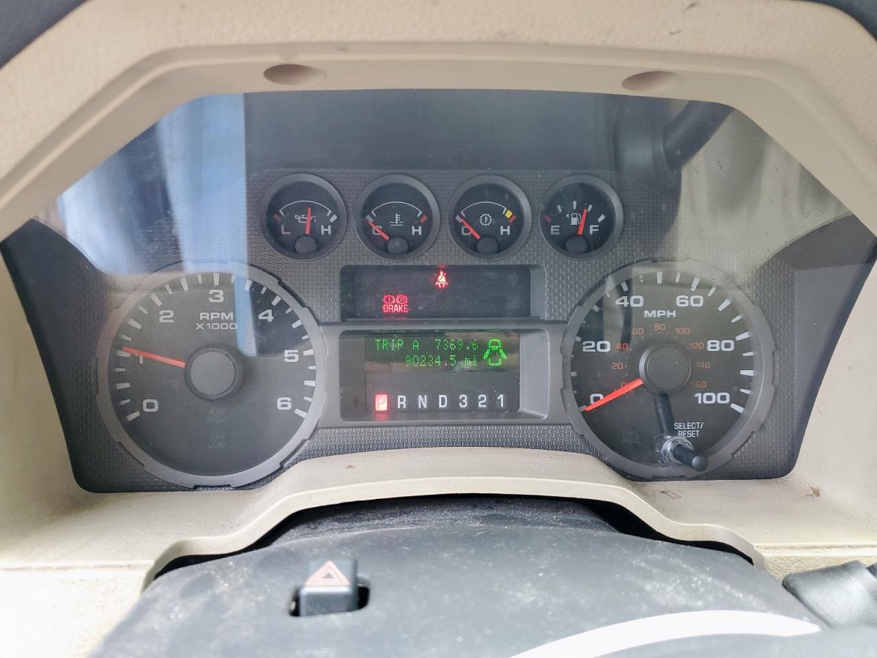 2008 Ford F350 VIN 1FDWF30548EC54620 Copart auction photo, minor dent/scratches damage thumbnail 9