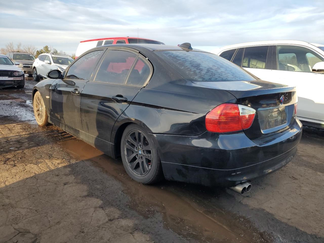 2007 BMW 3er VIN WBAVC935X7K033608 Copart auction photo, front end / minor dent/scratches damage thumbnail 2