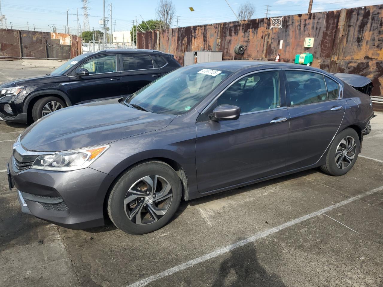 2017 Honda Accord VIN 1HGCR2F3XHA103837