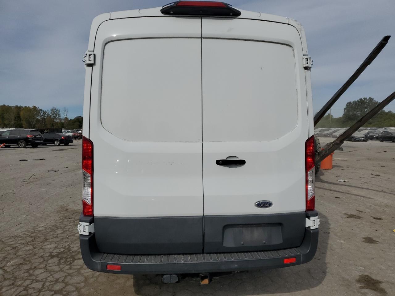 2018 Ford Transit VIN 1FTYR1CM0JKA78832 Copart auction photo, hail damage thumbnail 6