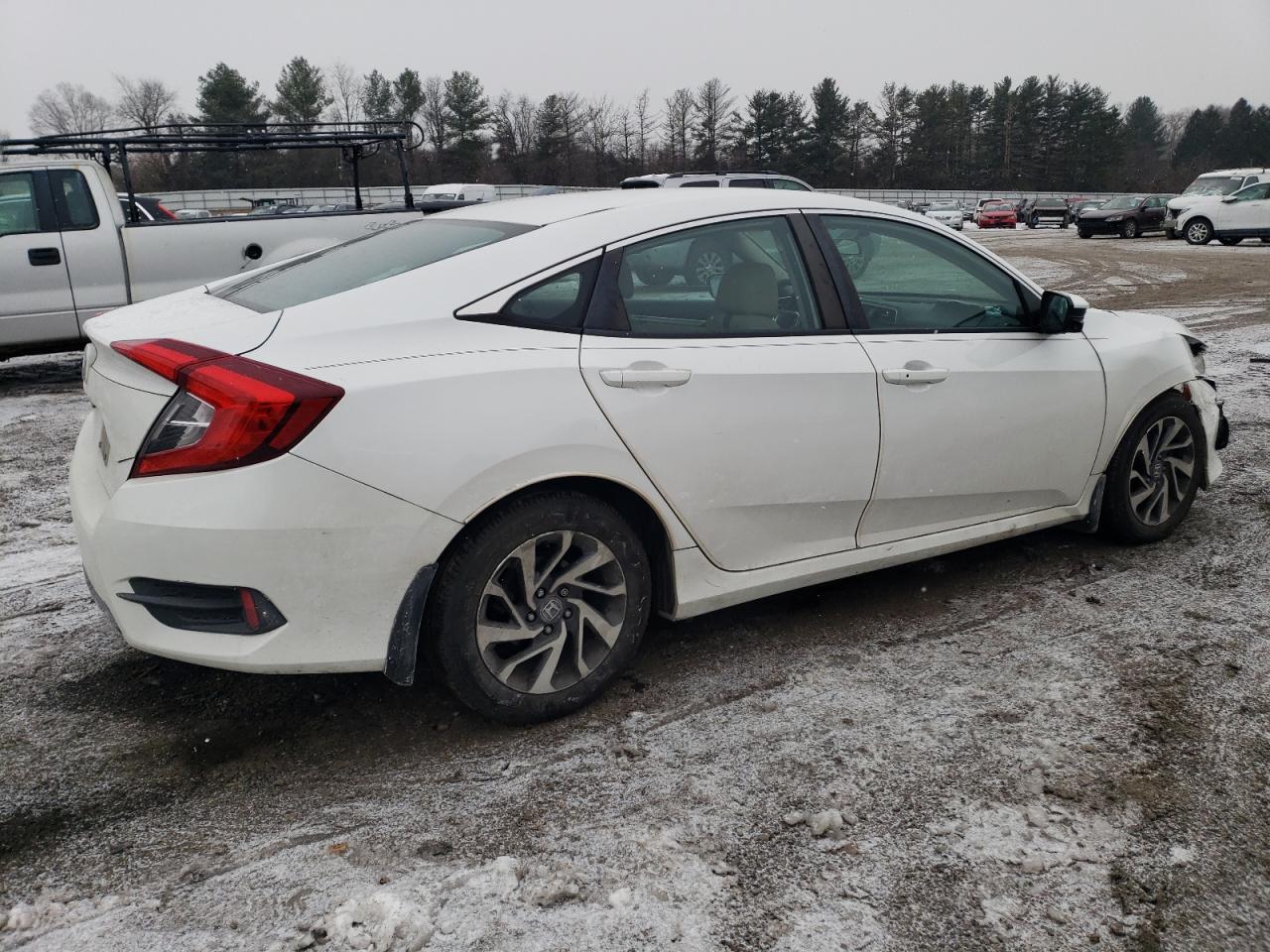 2016 Honda Civic VIN 19XFC2F78GE201650 Copart auction photo, front end / minor dent/scratches damage thumbnail 3