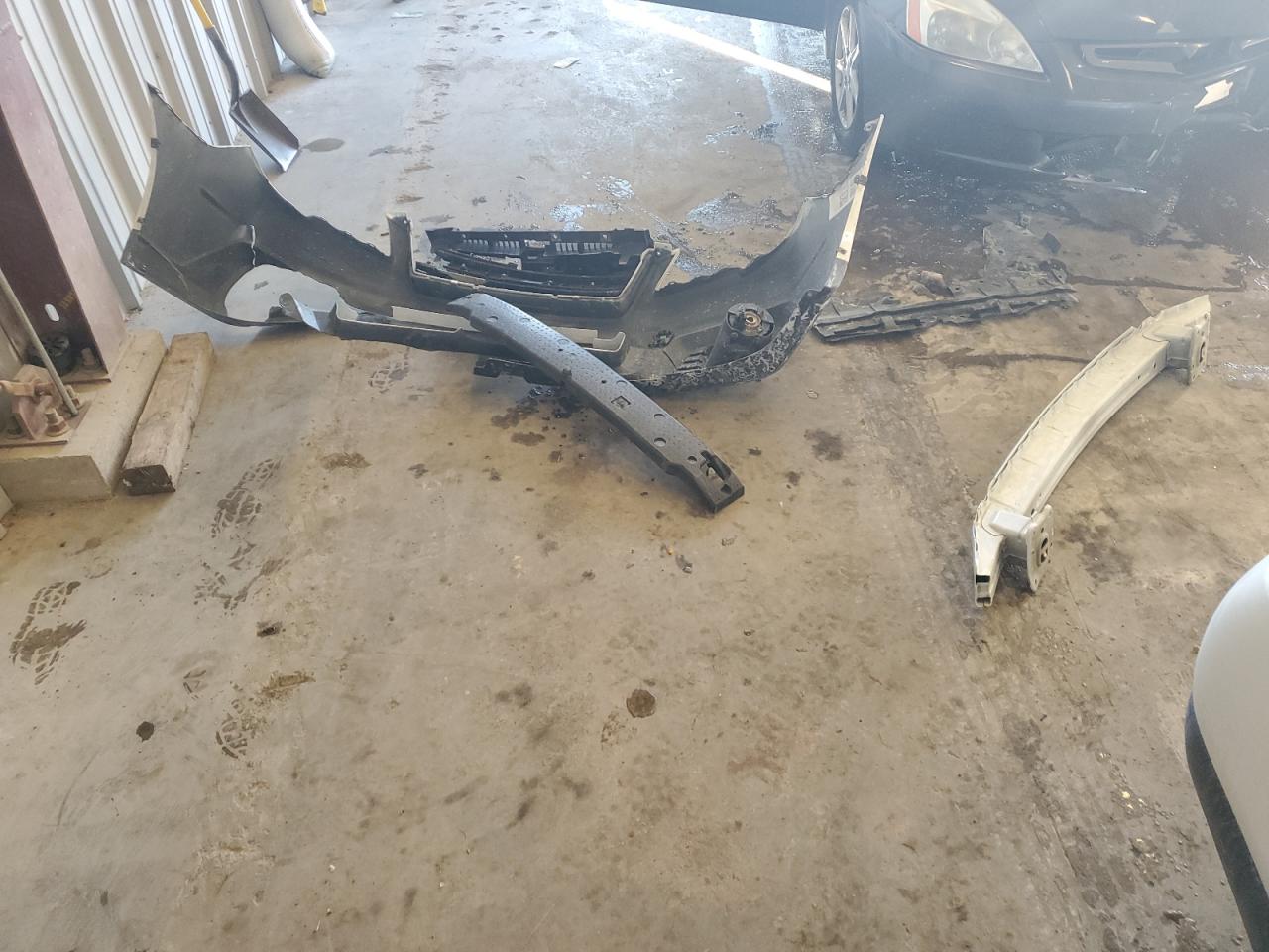 2014 Subaru Outback VIN 4S4BRCCC7E3311075 Copart auction photo, front end damage thumbnail 12