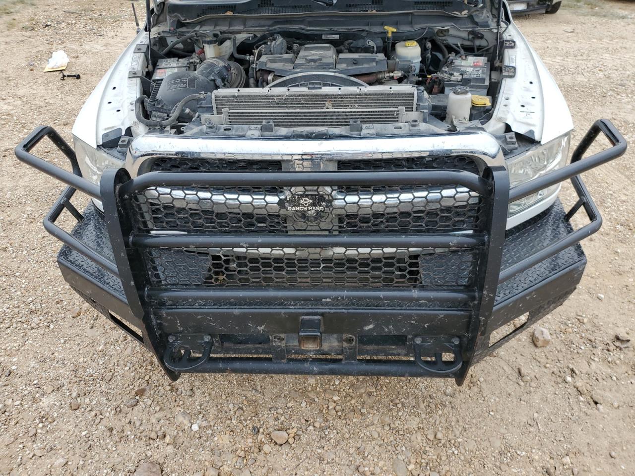 2018 RAM 3500 VIN 3C63R3GL6JG343033 Copart auction photo, front end / minor dent/scratches damage thumbnail 11