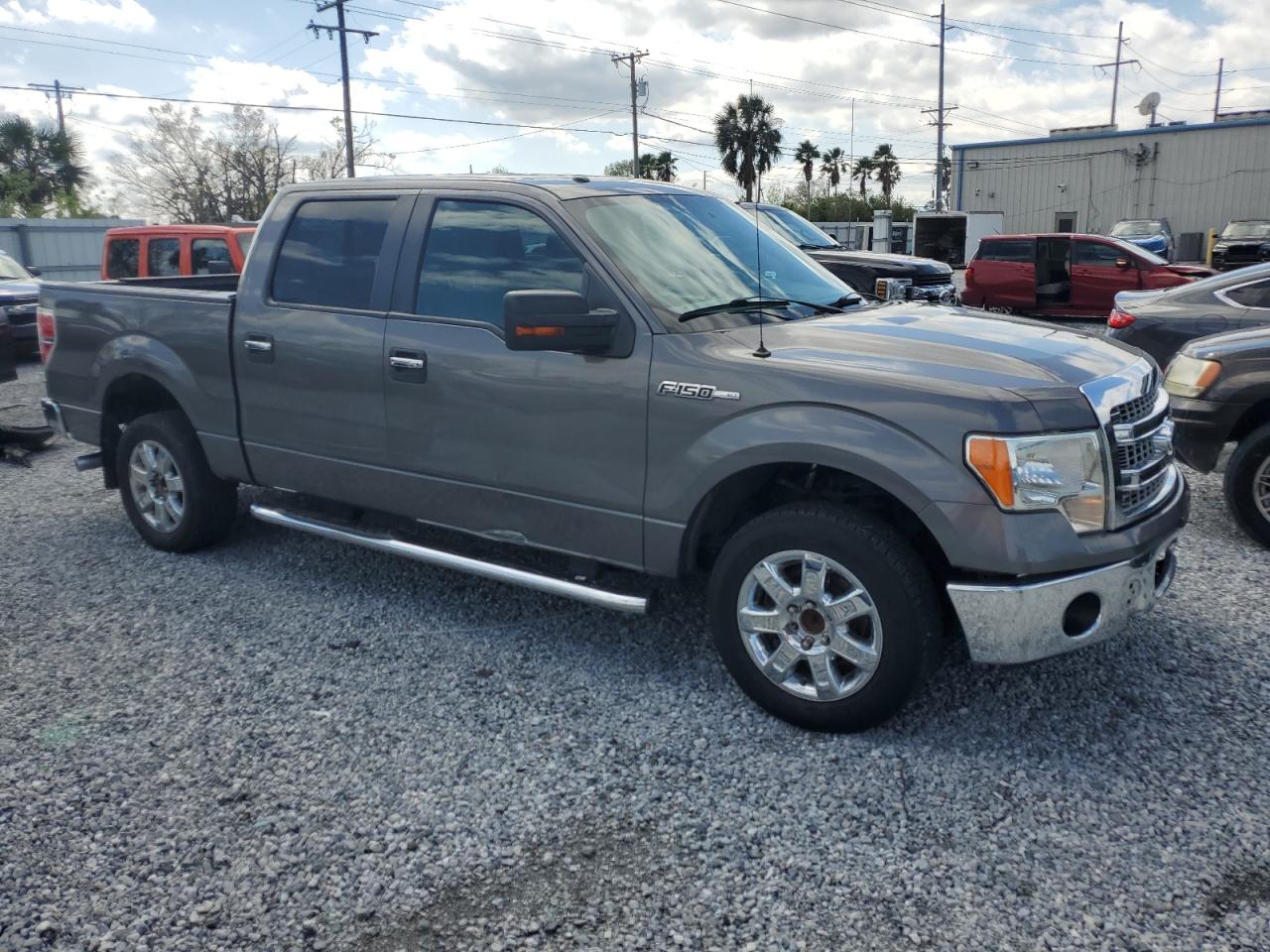 2013 Ford F-150 VIN 1FTFW1CF3DKF46090 Copart auction photo, rear end / minor dent/scratches damage thumbnail 4