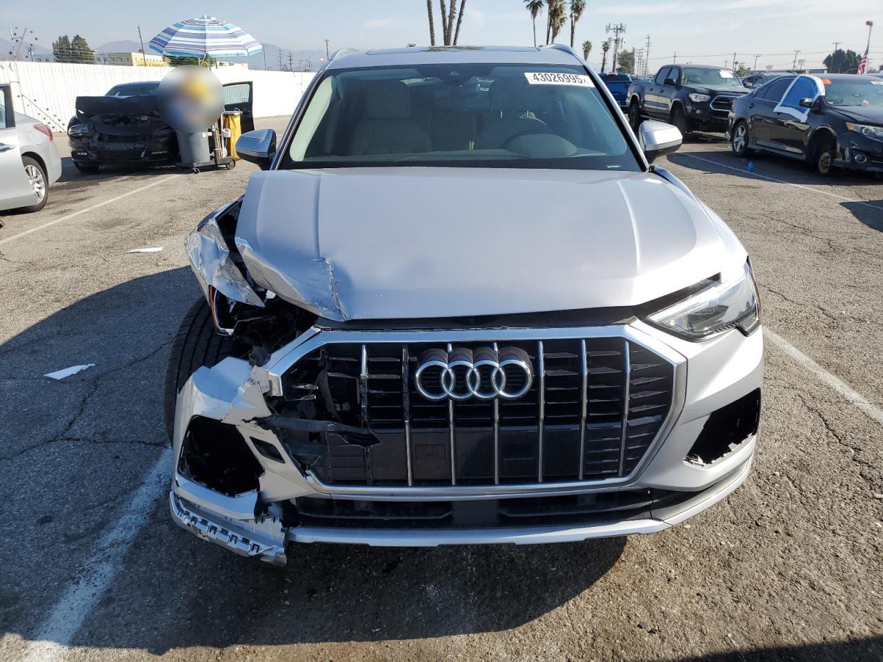 2020 Audi Q3 VIN WA1AECF3XL1028261 Copart auction photo, front end damage thumbnail 5