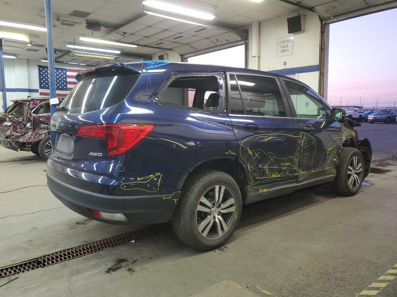 2016 Honda Pilot VIN 5FNYF6H59GB088188 Copart auction photo, all over damage thumbnail 3