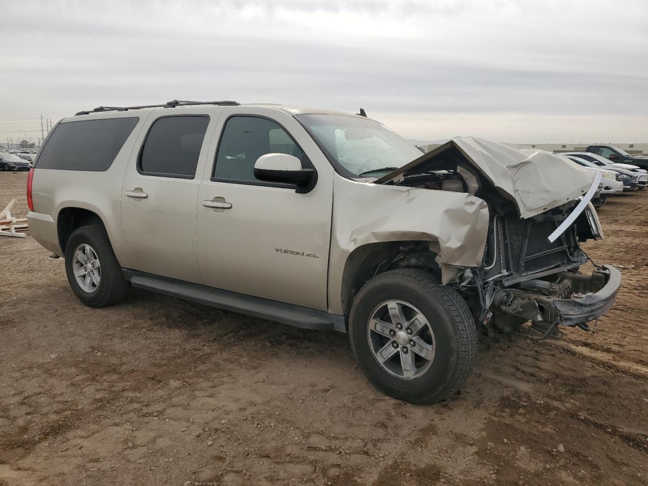 2013 GMC Yukon VIN 1GKS1KE06DR349342 Copart auction photo, front end damage thumbnail 4