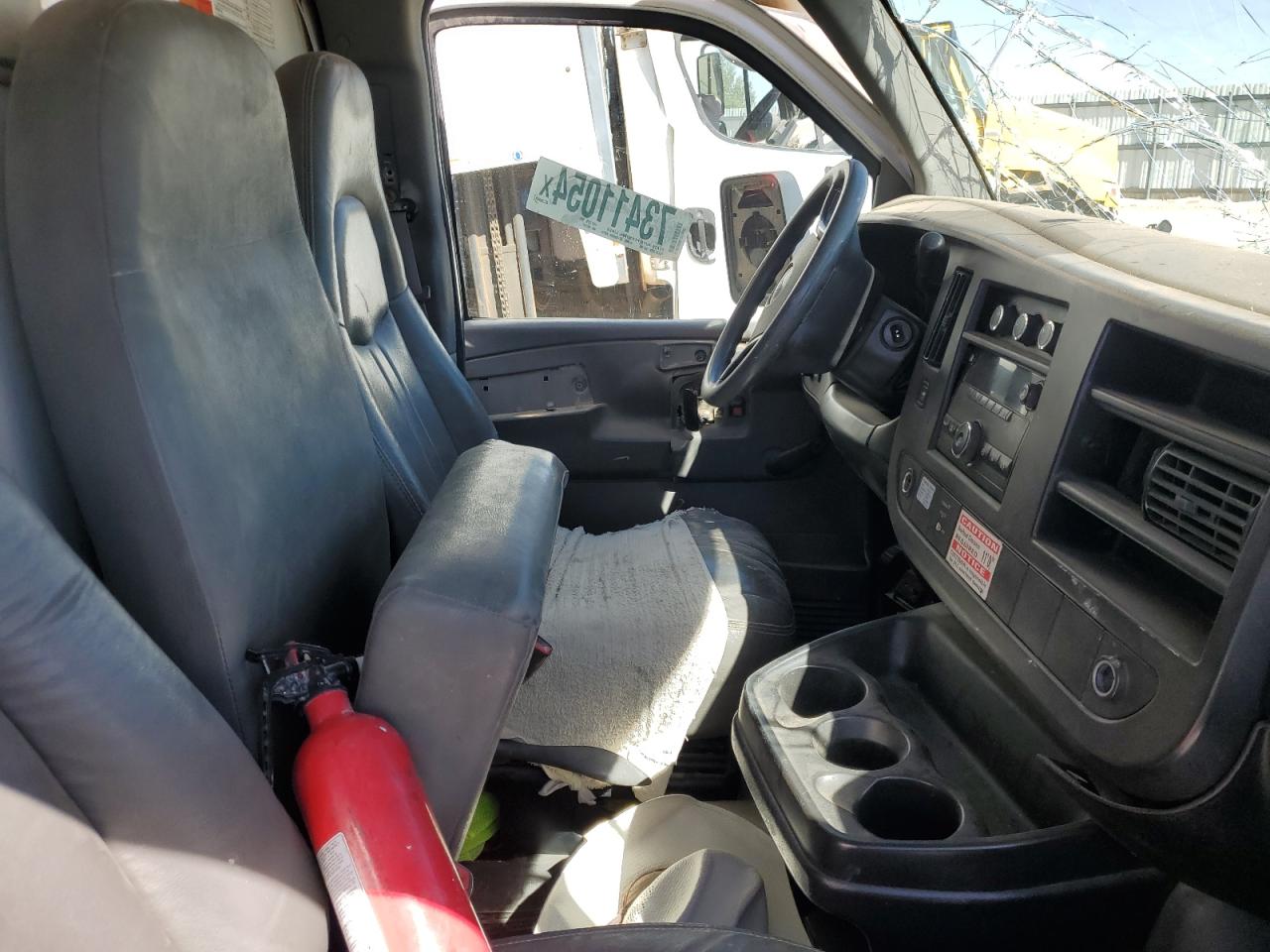2008 GMC Savana VIN 1GDJG31C481909534 Copart auction photo, side / rollover damage thumbnail 11