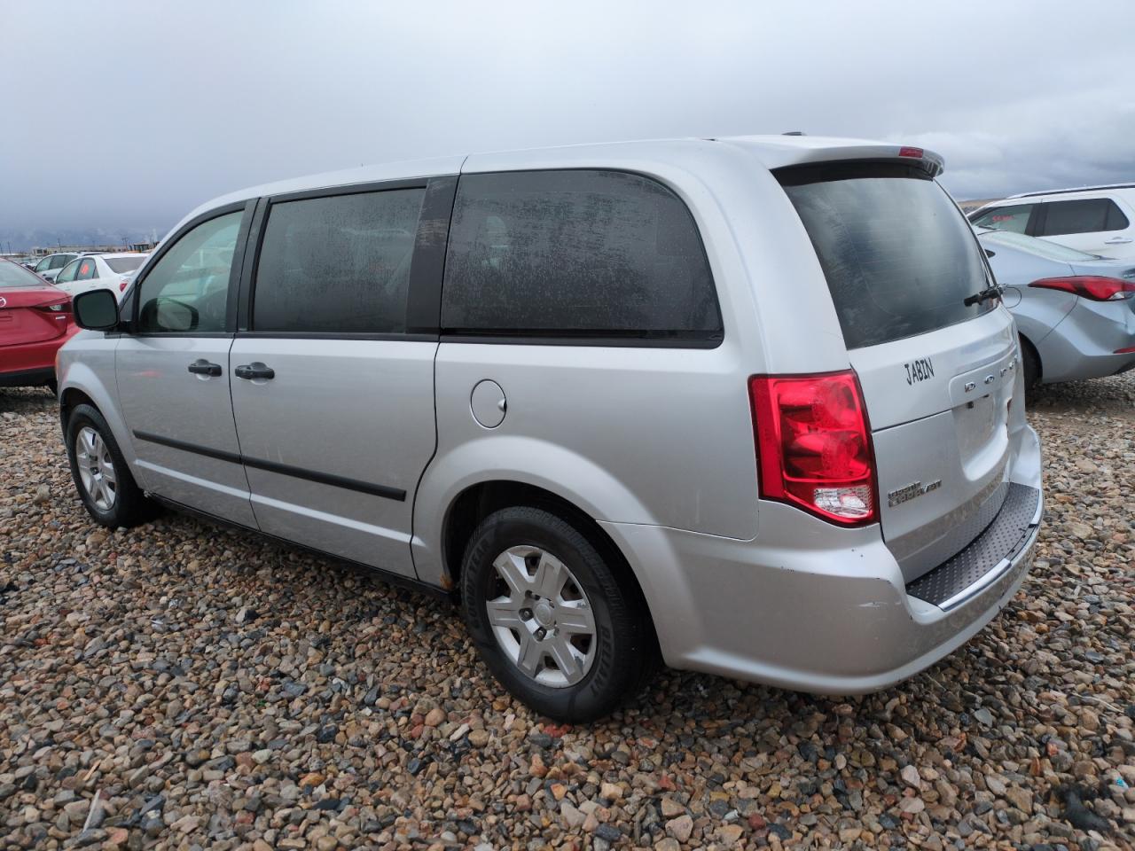 2012 Dodge Caravan VIN 2C4RDGBG3CR395395 Copart auction photo, front end / rear end damage thumbnail 2
