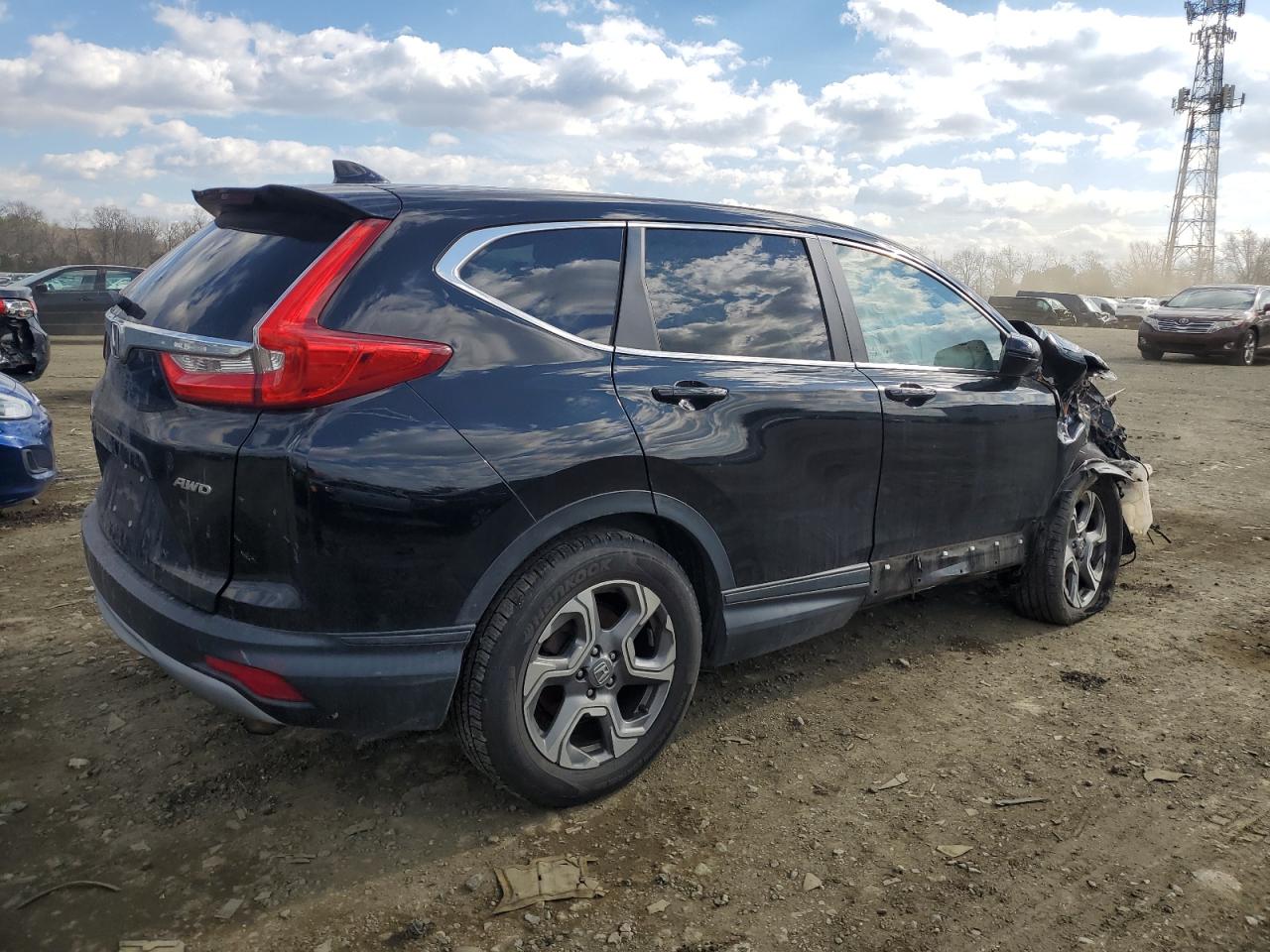 2018 Honda CR-V VIN 2HKRW2H57JH631494 Copart auction photo, front end damage thumbnail 3