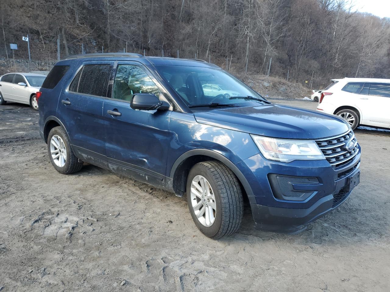 2017 Ford Explorer VIN 1FM5K8BH5HGA53390 Copart auction photo, rear end / side damage thumbnail 4