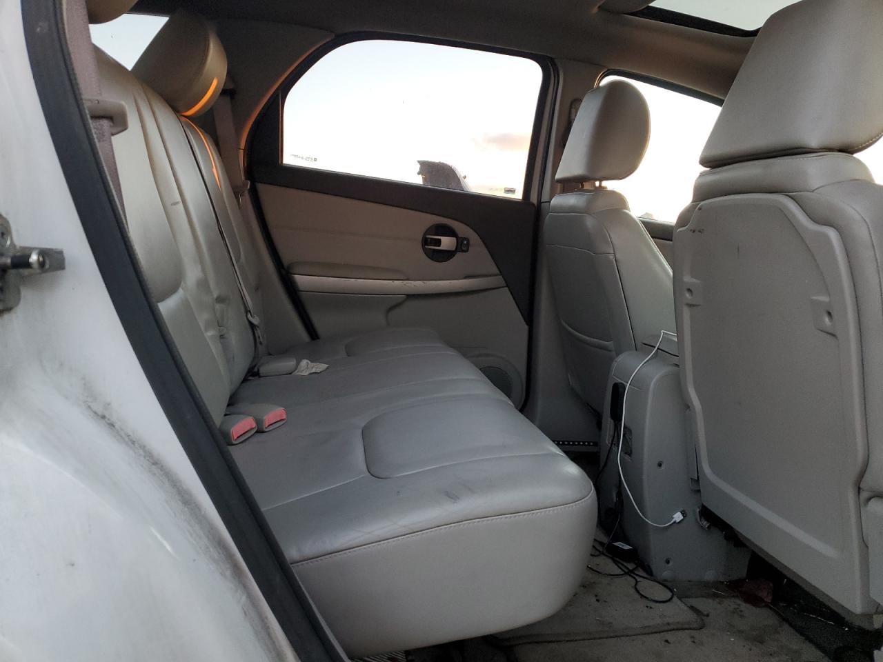 2005 Chevrolet Equinox VIN 2CNDL73FX56198436 Copart auction photo, burn damage thumbnail 11