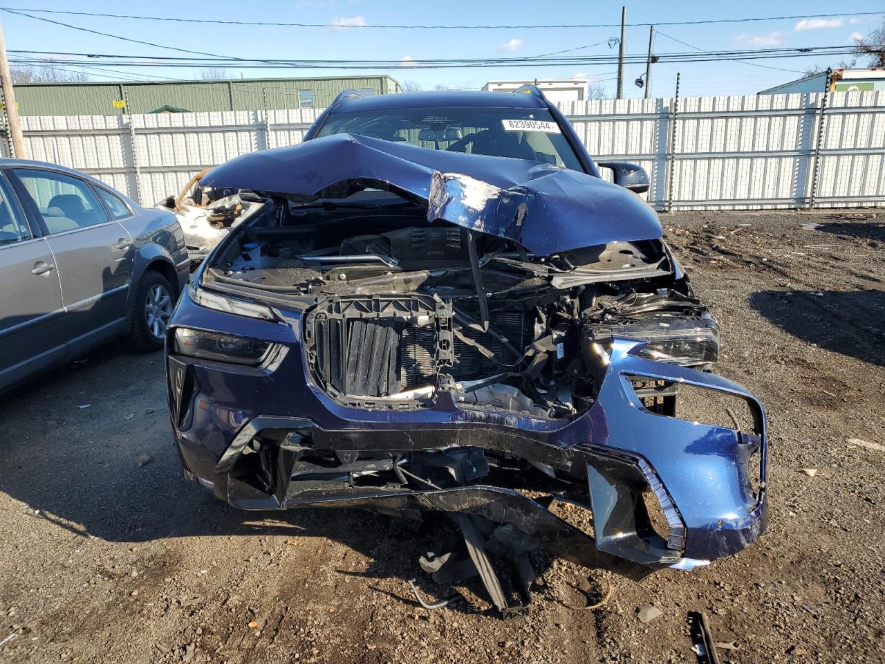 2023 BMW X7 VIN 5UX33EM05P9R06872 Copart auction photo, front end / rear end damage thumbnail 5