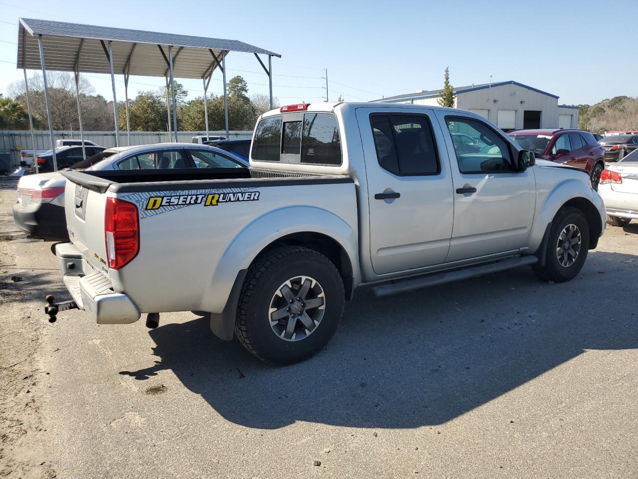 2018 Nissan Navara (Frontier) VIN 1N6DD0ER8JN729118 Copart auction photo, front end damage thumbnail 3