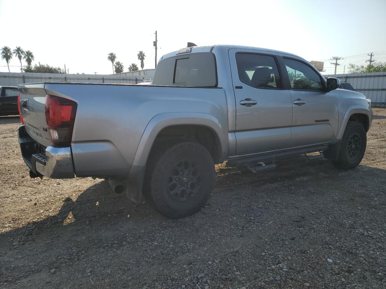 2022 Toyota Tacoma VIN 3TMAZ5CN9NM192859 Copart auction photo, front end damage thumbnail 3
