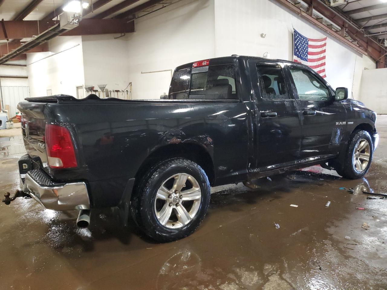2009 Dodge RAM VIN 1D3HV18T79S826085 Copart auction photo, side / front end damage thumbnail 3