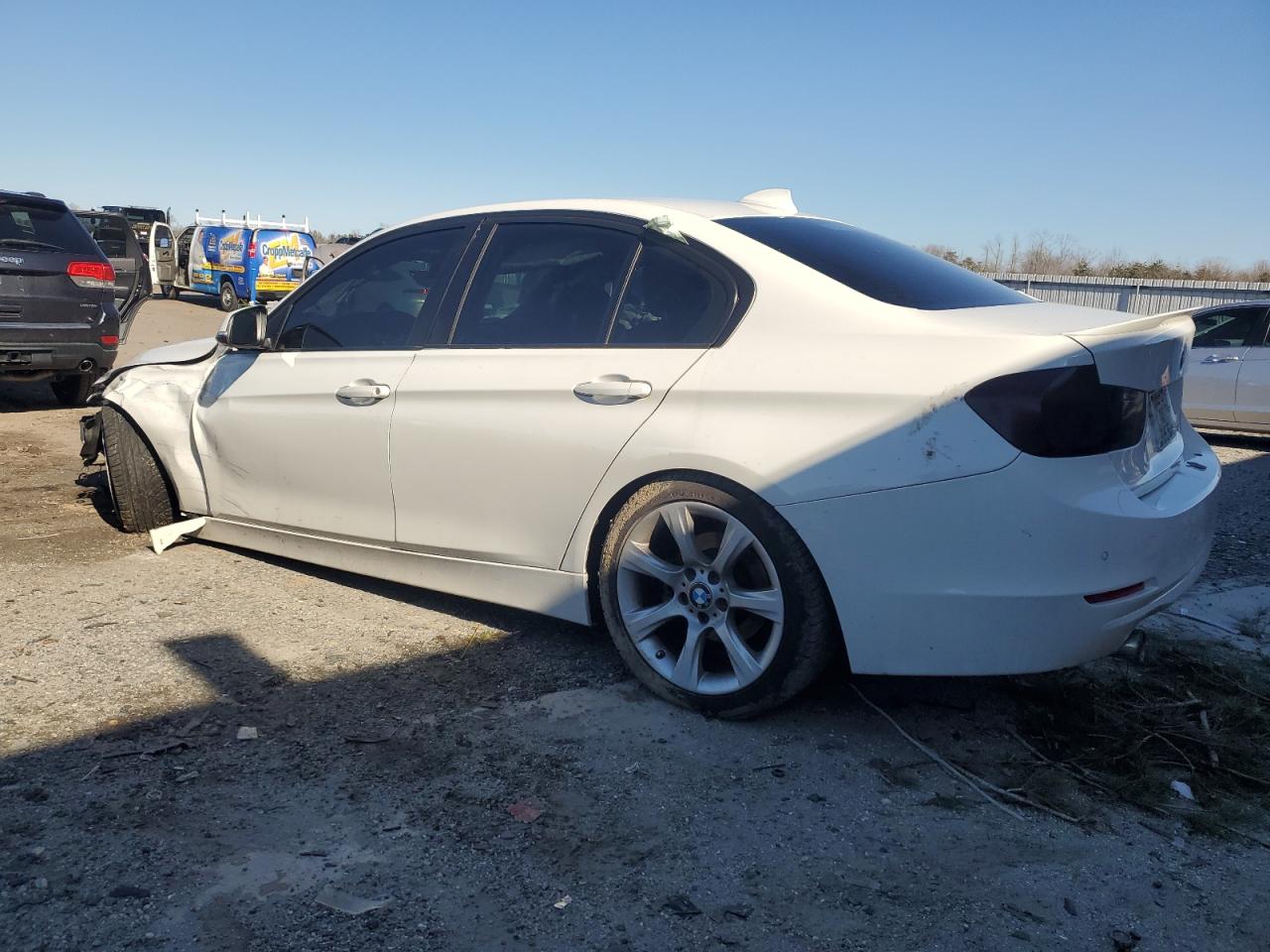 2015 BMW 3er VIN WBA3C3C55FK202713 Copart auction photo, all over damage thumbnail 2