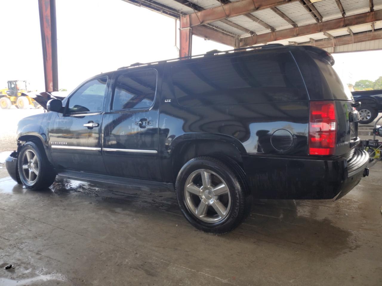 2013 Chevrolet Suburban VIN 1GNSCKE00DR188905 Copart auction photo, front end damage thumbnail 2