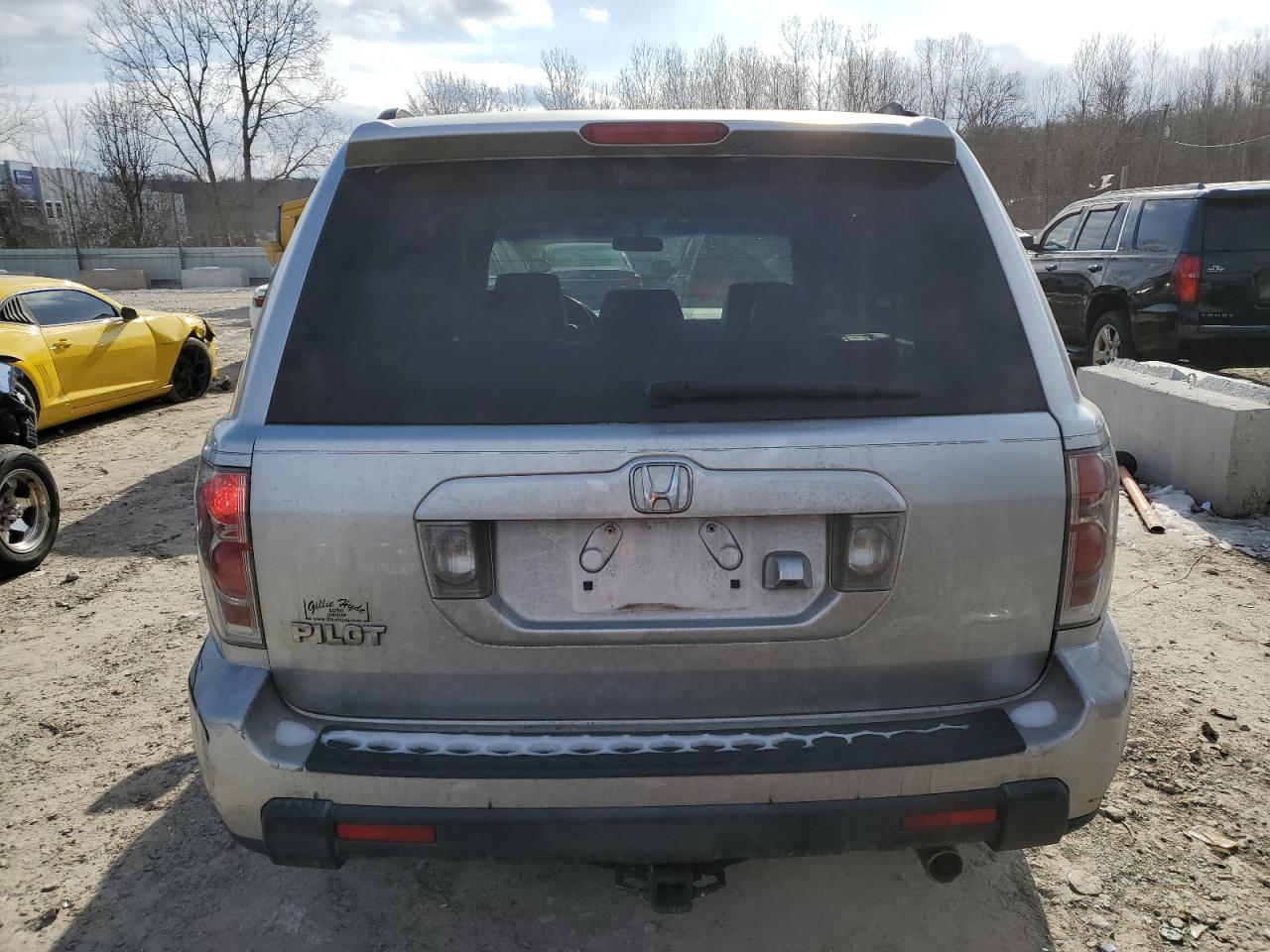 2006 Honda Pilot VIN 5FNYF28786B042246 Copart auction photo, side / front end damage thumbnail 6