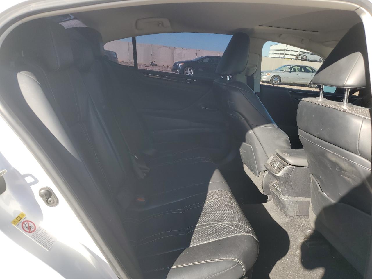 2019 Lexus ES VIN 58AB21B18KU001363 Copart auction photo, rear end damage thumbnail 10