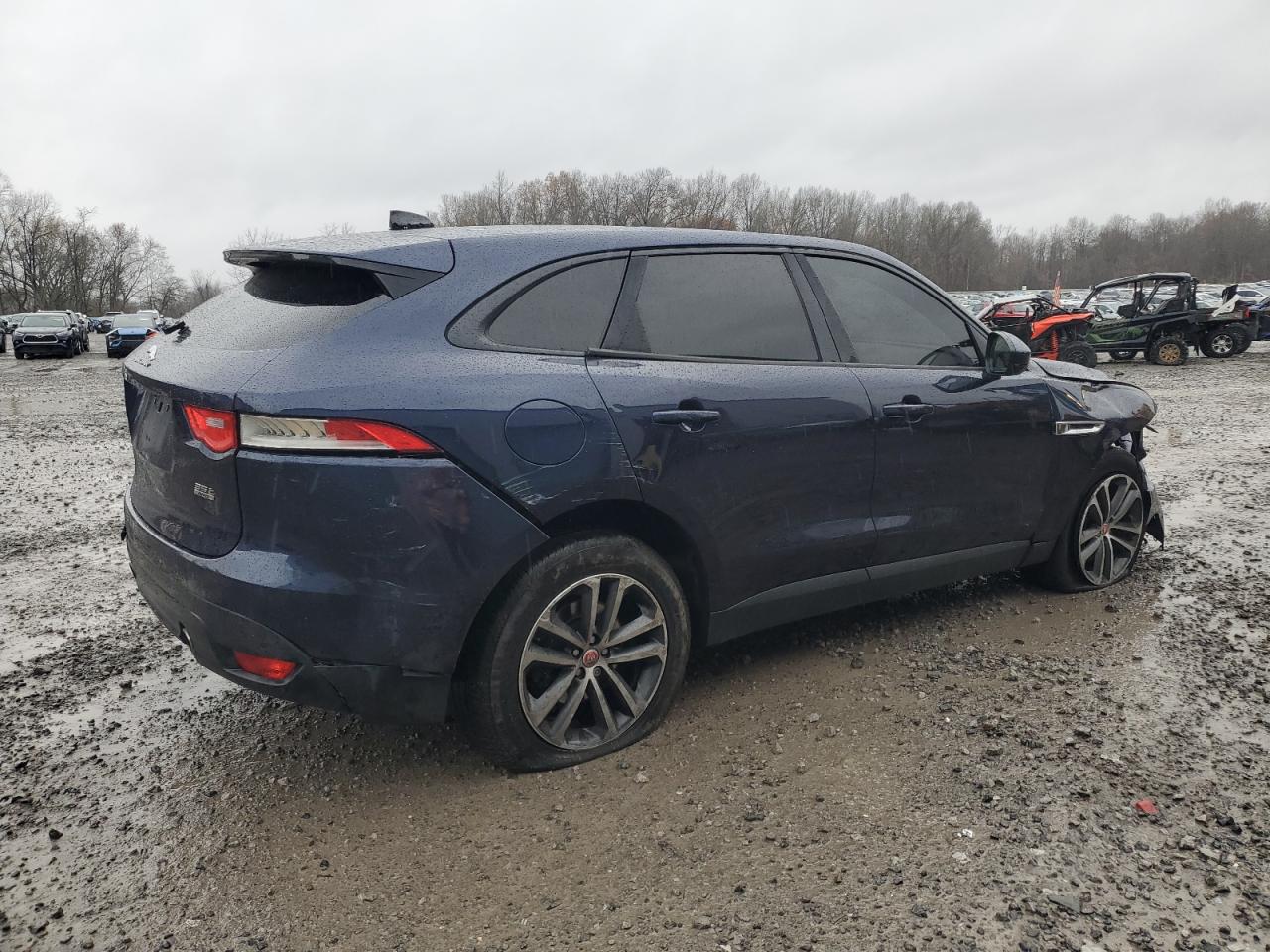 2017 Jaguar F-Pace VIN SADCJ2BV6HA881781 Copart auction photo, all over damage thumbnail 3