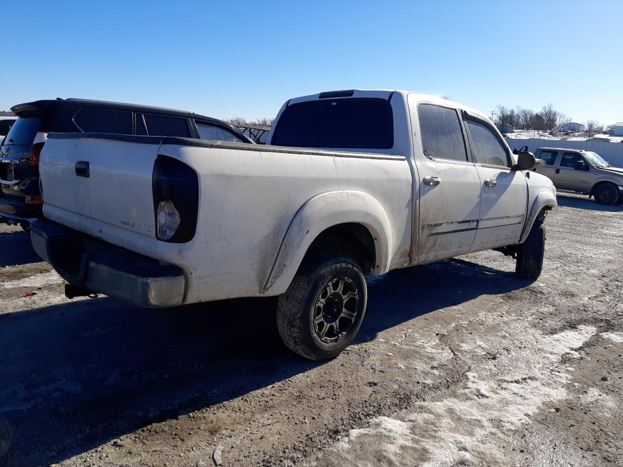 2005 Toyota Tundra VIN 5TBDT44145F475523 Copart auction photo, front end / mechanical damage thumbnail 3
